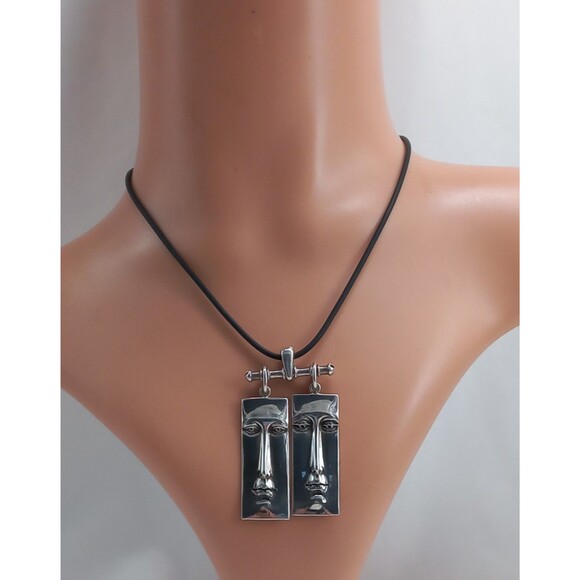 SERGIO BUSTAMANTE Guernica Double Faces Pendants Necklace - Picture 9 of 12